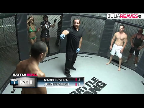 ❤️ Ultimate Fighter מזיין בחורת מספר מיד לאחר קרב בזירה ❤️ פורנו קשה אצלנו