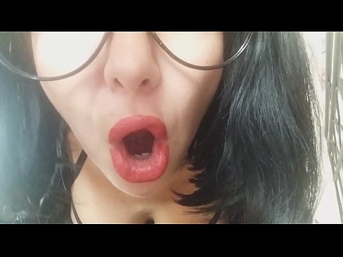 ❤️ מותק, אמך החורגת לא מרשה לך ללכת לבית הספר היום... אני צריך אותך יותר מדי... ❤️ פורנו קשה אצלנו